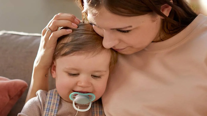 Как найти лучший способ отучить малыша от пустышки