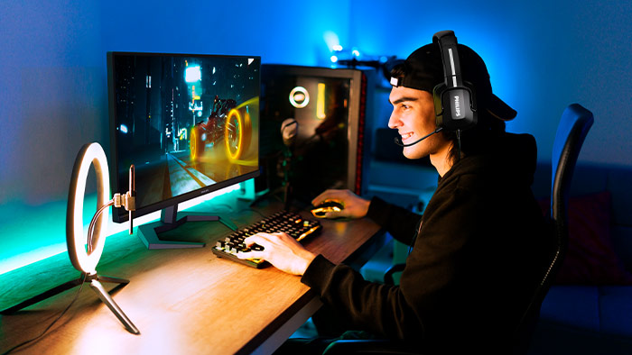 (открывается в том же окне)
Компьютерные игровые устройства