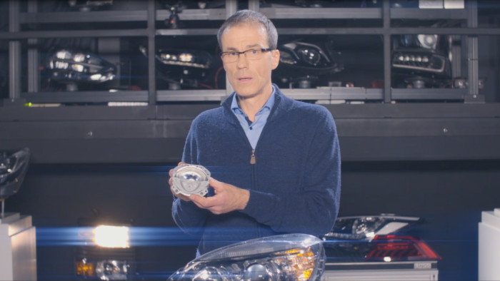 Разница между оптикой рефлекторного и прожекторного типа