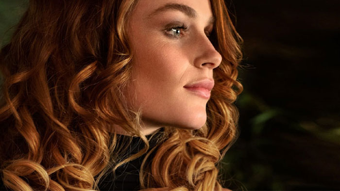 Как завить волосы плойкой